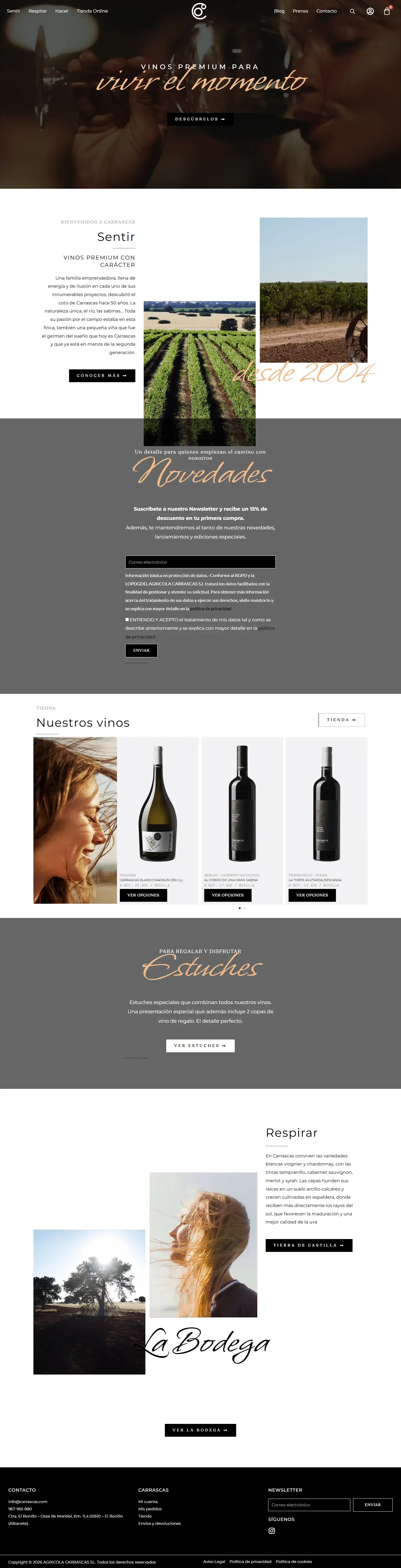 Web de Bodega Carrascas: «Vinos premium para vivir el momento», la bodega, los vinos y los estuches.