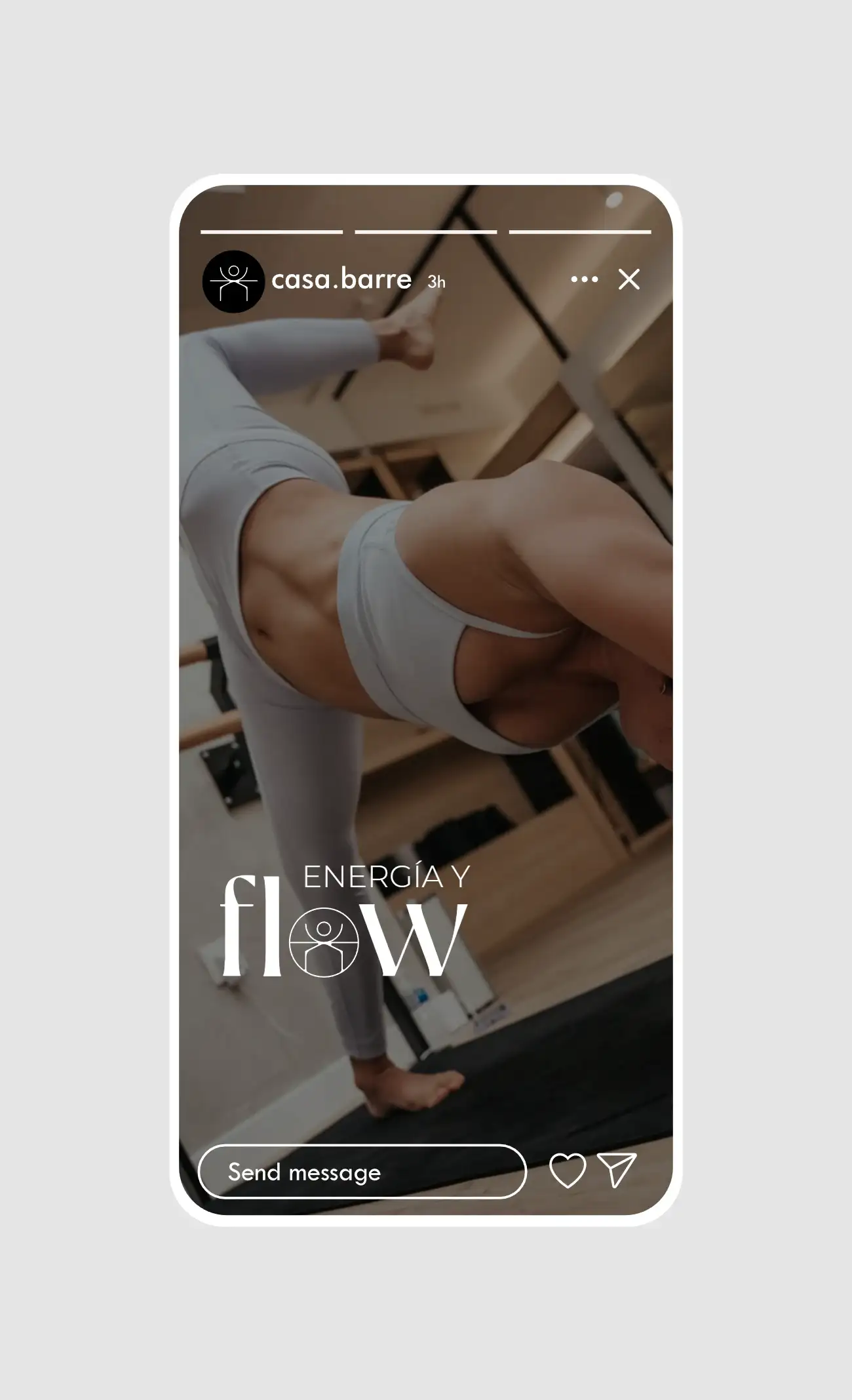 Story «Energía y flow» con la palabra flow integrada en la imagen de una alumna.